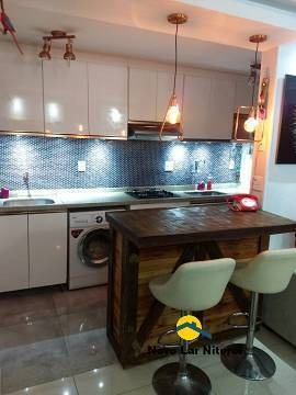 Imagem 3 de 15 de Excelente Apartamento De 2 Quartos Com Vaga No Fonseca. - 422