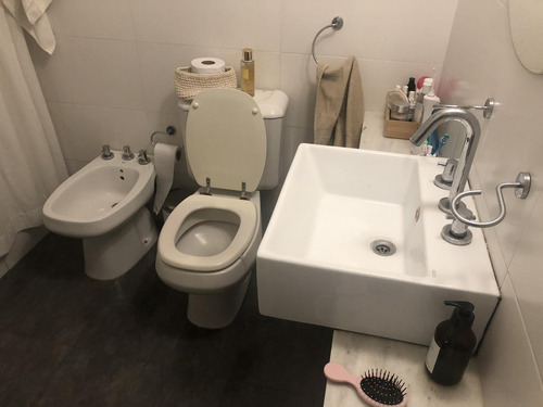Imagen 14 de 26 de Departamento En Venta - 2 Ambientes - Con Balcon - Cochera Castelar Norte - Centro