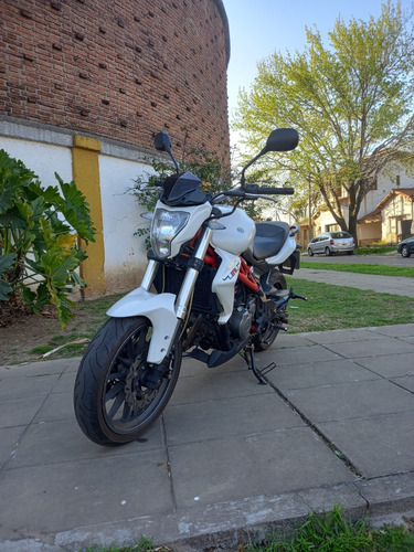 Benelli Tnt 300