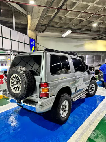 Mitsubishi Montero Dakar