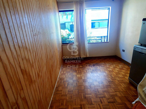 Un Dormitorio, Cocina Independiente Y Estacionamiento