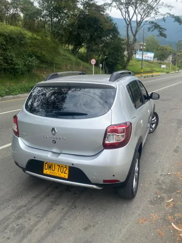 Renault Stepway 1.6 Intens