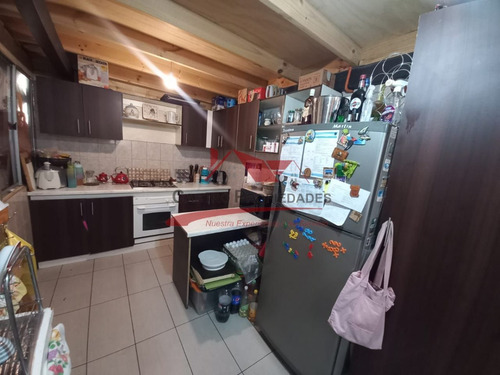 Hermosa Casa De Dos Pisos, 4 Dormitorios Y 2 Baños, Paine