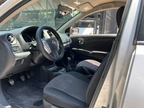 Nissan Versa 1.6 Advance Mt