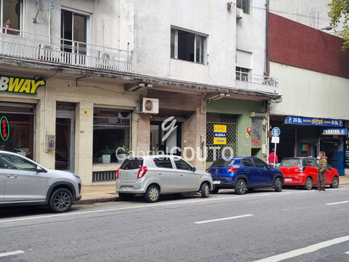 Local Comercial En Venta, Zona Centro, Montevideo