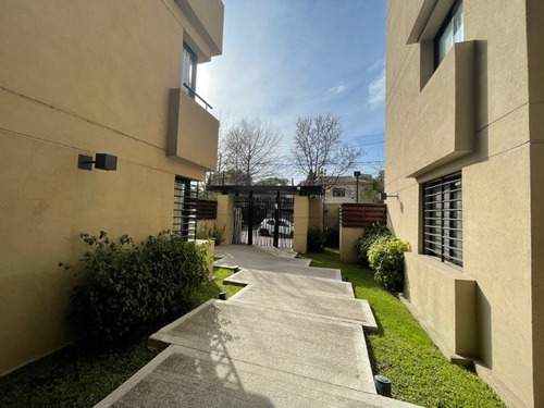 Venta- Depto 3 Ambientes En Edificio Las Cortaderas