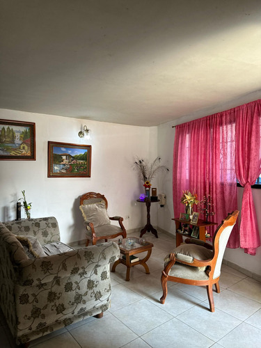 Casa En Venta Db Caneyes