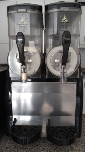 Imagen 4 de 4 de Maquina Granizadora De Jugos 2 Tanques Iboia