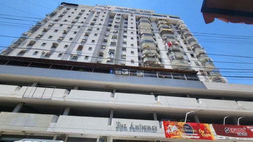 Asg Apartamento En Venta Res. Amiramar Av Bolivar Maracay 24-6951