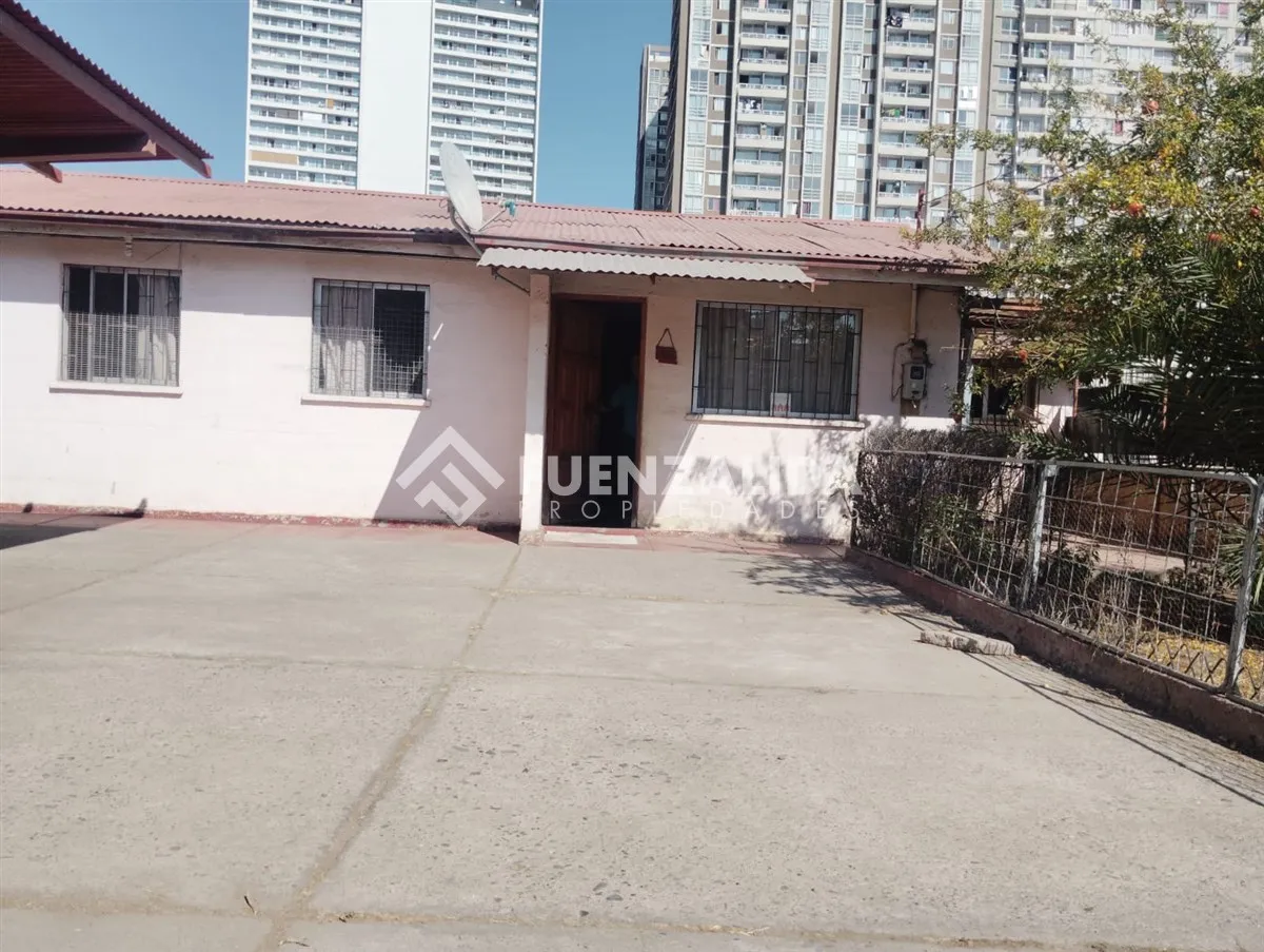 Imagen 4 de 20 de Casa En Venta Con Gran Terreno (310m2), Metro Las Rejas