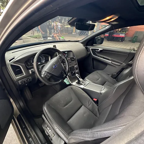 Volvo XC40 2.0 T5 Awd Momentum