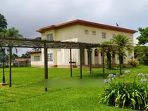 Comprar Acres 20.2 Vende Bella Y Amplia Casa Ubicada En San Antonio De Los Altos Urbanizacion La Morita Vía San Diego De Los Altos. Cf
