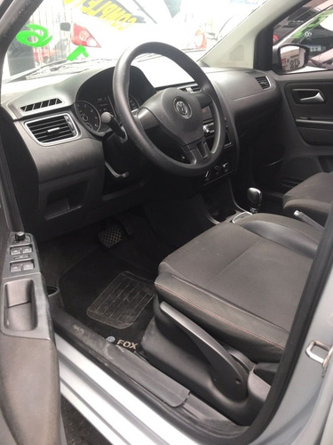Imagem 6 de 6 de Volkswagen Fox 2011 1.6 Vht I-motion Total Flex 5p