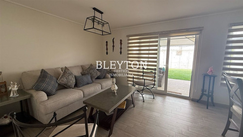 Casa En Venta De 4 Dorm. Y 3 Baños En El Rincon