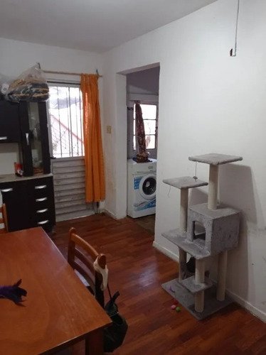 Hermosa Casa En Venta En Malvín, De 2 Dormitorios!