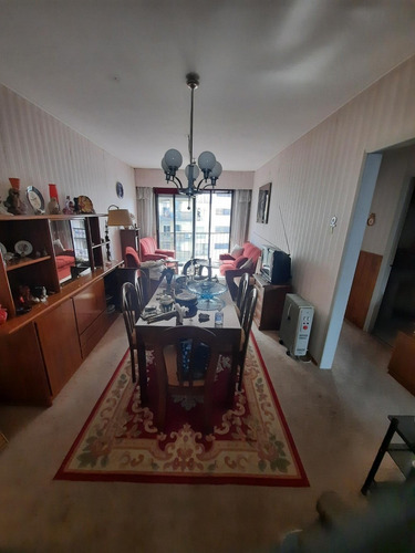 Imagen 3 de 14 de Oportunidad !!!espectacular Apartamento Sobre 18 De Julio