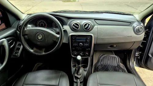 Renault Logan 1.6 Expression Fii