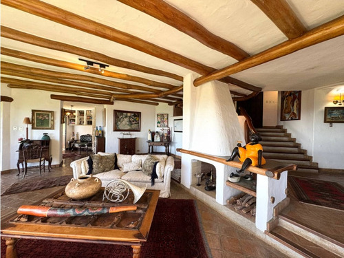 Vendo Casa 730m2 La Lagunita 0094