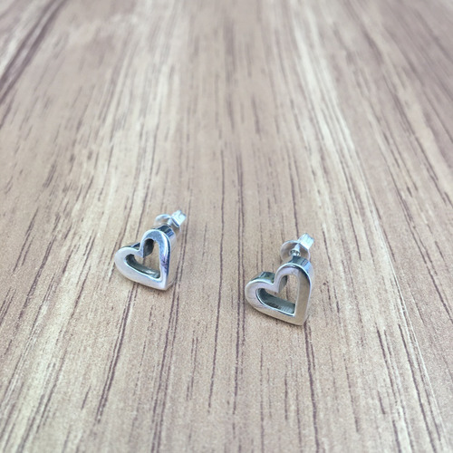 Imagen 4 de 10 de Aretes Broqueles Plata 925 Corazón Mujer Niña Agálea Joyería