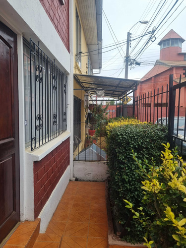 Casa De 2 Pisos En Gómez Carreño (84122)