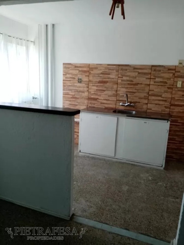 Apartamento En Venta Con Renta Euskal Erria 70, 2 Dormitorios 1 Baño-malvin Norte