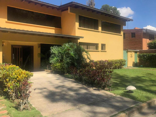 Casa En Venta Con Piscina Alto Hatillo Con Hermosa Vista