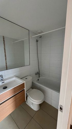 Cómodo Departamento De 3 Dormitorios En Condominio