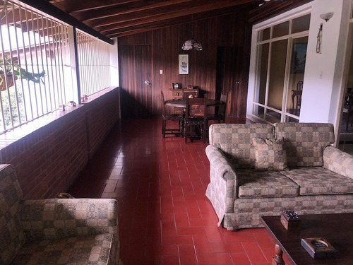 Imagen 7 de 14 de Excelente Casa En Calle Cerrada .