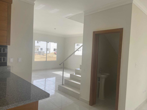 Imagen 6 de 14 de Residencial Shalom Baní, Casa Ya Lista Para La Entrega