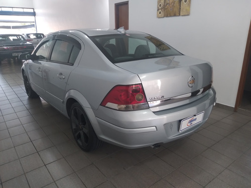 Imagem 5 de 9 de Chevrolet Vectra 2006 2.0 Elegance Flex Power Aut. 4p