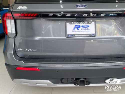 Ford Explorer Active