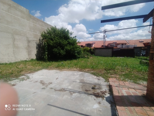 Imagen 2 de 12 de Terreno En Las Quintas, Naguanagua, Conjunto Las Quintas Del Norte. Negociable