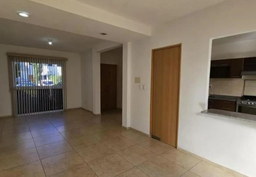 Casa En Venta, Col. San Miguel Totocuitl, Toluca Lr17