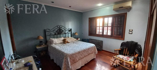 Imagen 14 de 19 de Venta Casa De 6 Ambientes Con Cochera Y Fondo Libre Con Piscina Y Quincho En Wilde (26900)