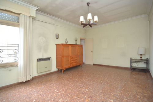 Imagen 4 de 30 de Ph Venta A Reciclar Con Terraza Propia Y Parrilla