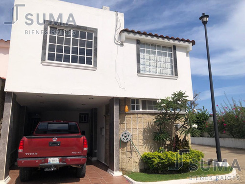 Casa Amueblada En Renta Ubicada En Fracc. Real Campestre, Altamira Tamaulipas.