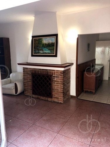 Imagen 2 de 11 de Casa Con Locales Comerciales, Oportunidad De Inversion