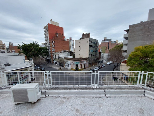 Casa En Venta 2 Dormitorios Terraza Zona Abasto Rosario
