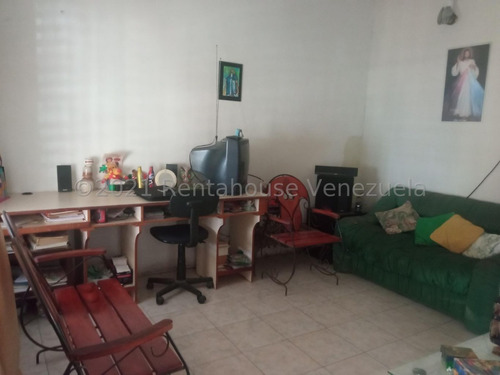 Imagen 30 de 30 de Casas En Venta Cabudare El Amanecer, Arnaldo J. López Tlf. 04245257450 Codigo 22-8414 Lara, Venezuela