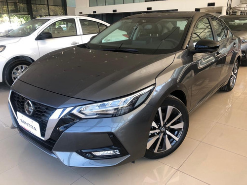 Nissan Sentra 2.0 Exclusive #09