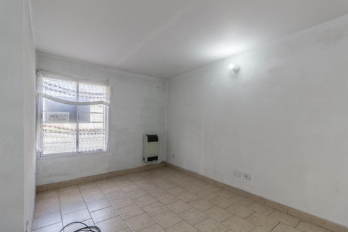Departamento En Venta - 2 Dormitorios 1 Baño - 48mts2 - Ciudadela