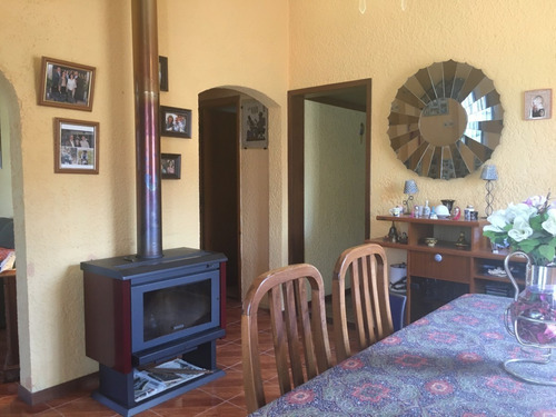 Casa En Venta En Pinares En Excelente Lugar Próximo A Todo !