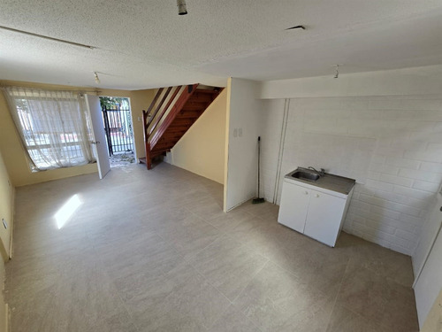 Casa En Venta De 2 Dorm 1 Baño En Paine, Villa America
