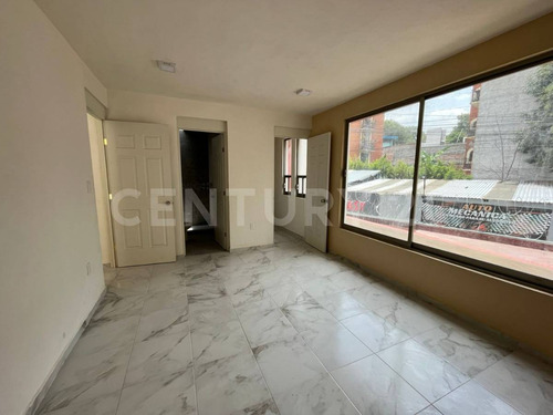 Se Vende Casa Duplex En Tizapan San Angel. A Una Cuadras De Plaza Loreto.
