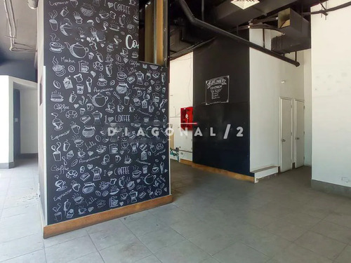 Local Comercial En Arriendo En Providencia