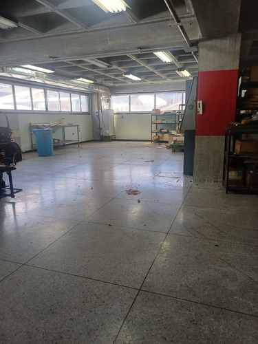 Edificio Industrial En Venta Boleita Norte
