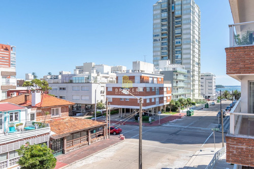 Alquiler Anual Apartamento Punta Del Este Peninsula 3 Dorm