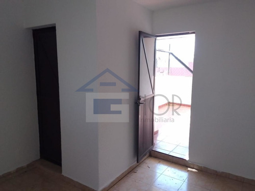 Excelente Casa En Venta, En Barra De Navidad, Ecatepec De Morelos, Edo. De México.