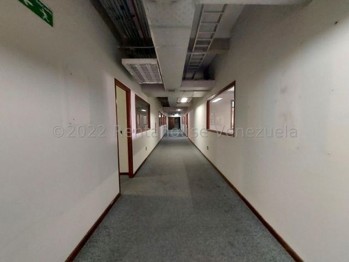 Imagen 10 de 16 de Mls #22-23672 Local-depósito-oficina. Alquiler Chacao. Me
