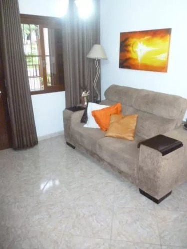 Casa Em Protásio Alves Com 3 Dormitórios - Vi1543